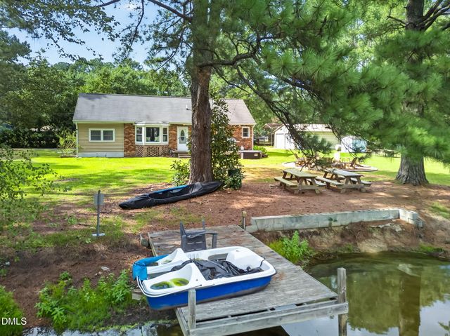 2820 Willow Court, Raleigh, NC 27610