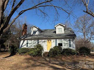 2710 Eva Drive NW, Concord, NC 28027