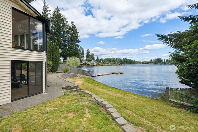7335 Holmes Island Road SE, Lacey, WA 98503