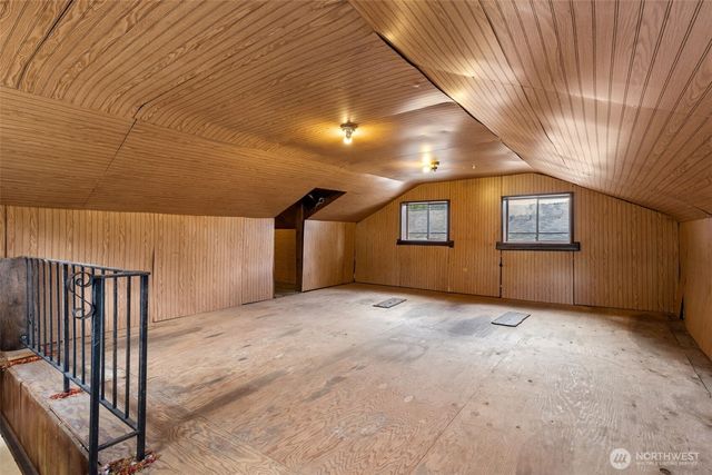 7335 Holmes Island Road SE, Lacey, WA 98503