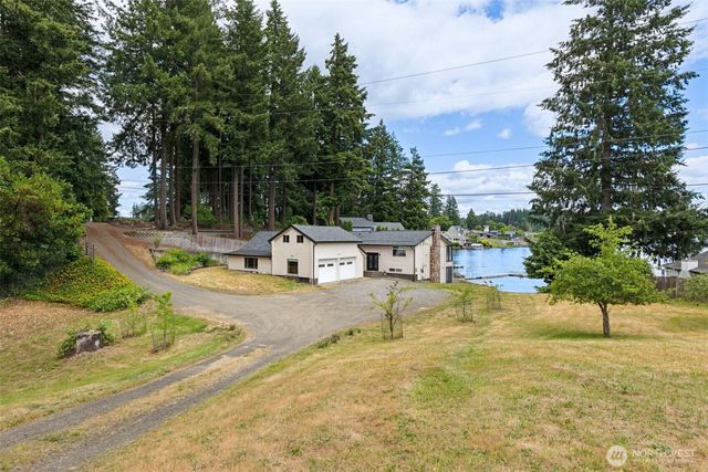 7335 Holmes Island Road SE, Lacey, WA 98503