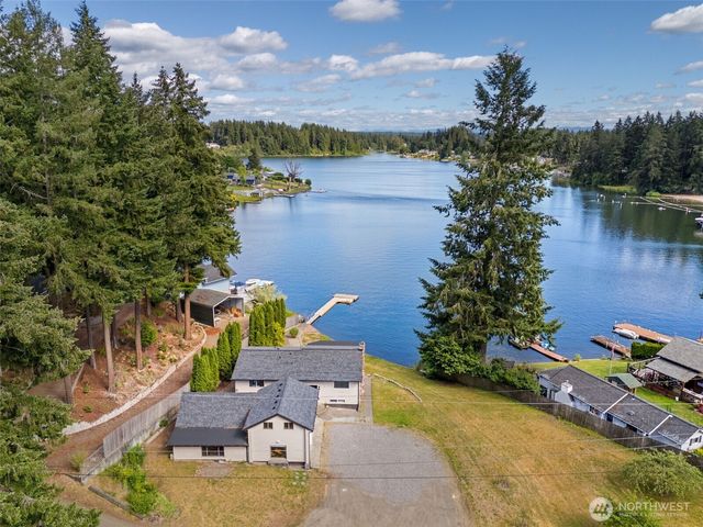 7335 Holmes Island Road SE, Lacey, WA 98503