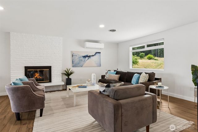 7335 Holmes Island Road SE, Lacey, WA 98503