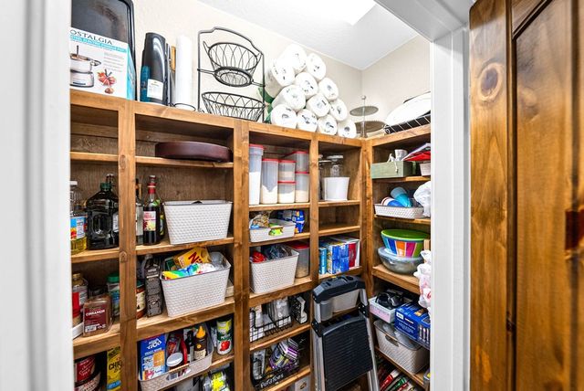194 Mull Rd, Kerrville, TX 78028