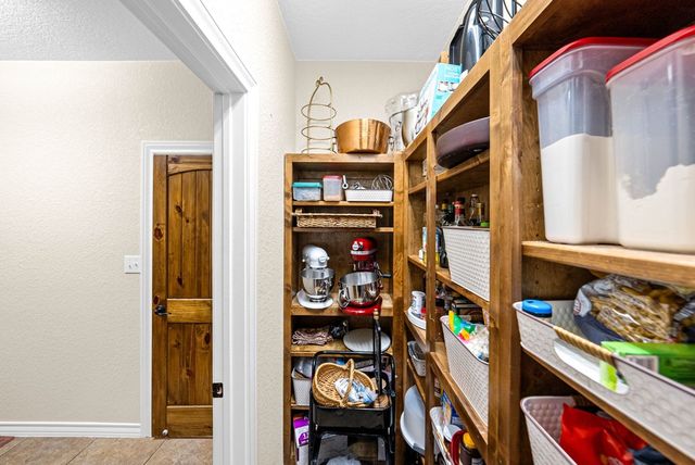 194 Mull Rd, Kerrville, TX 78028
