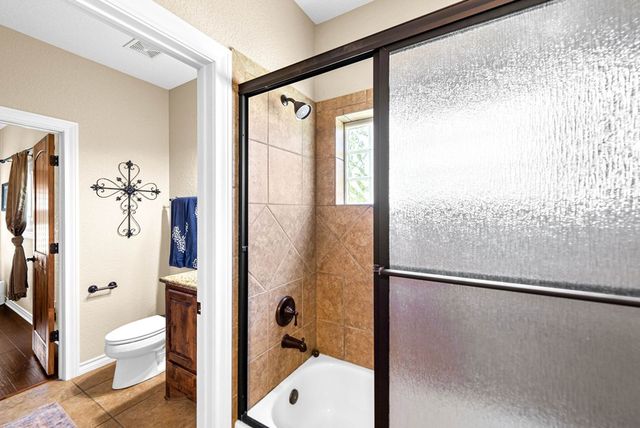 194 Mull Rd, Kerrville, TX 78028