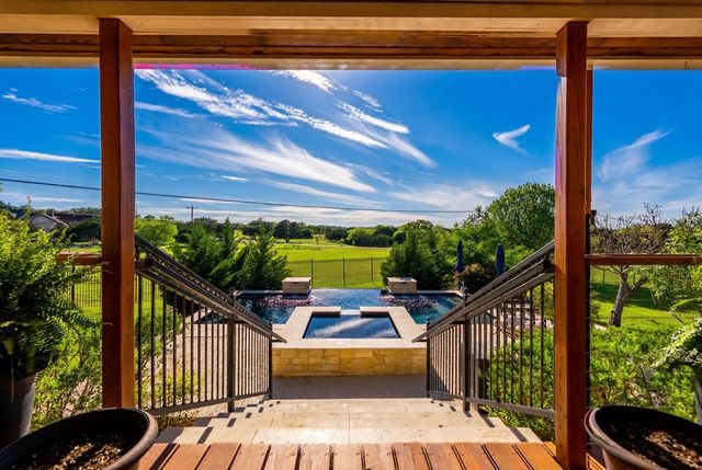 194 Mull Rd, Kerrville, TX 78028