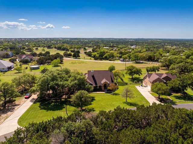 194 Mull Rd, Kerrville, TX 78028