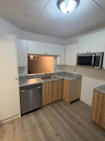 4025 N NOB HILL Road 409, Sunrise, FL 33351
