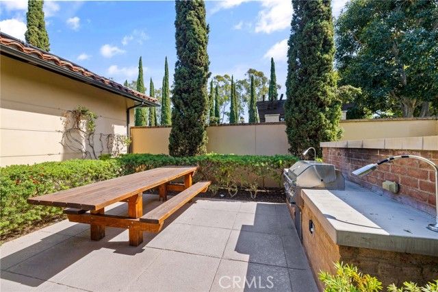 16 Serenity, Irvine, CA 92618