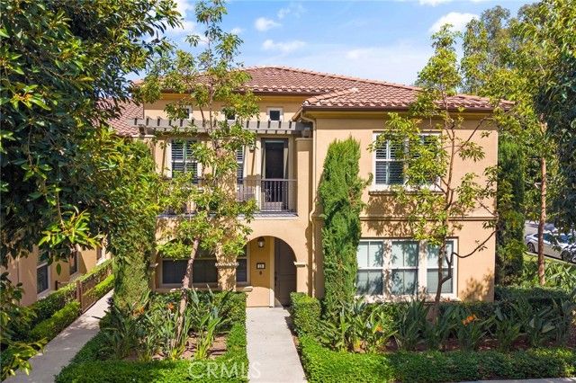 16 Serenity, Irvine, CA 92618