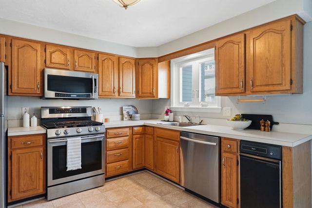 35 Merrymount Rd 3, Quincy, MA 02169
