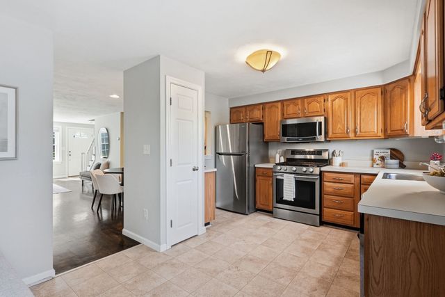 35 Merrymount Rd 3, Quincy, MA 02169