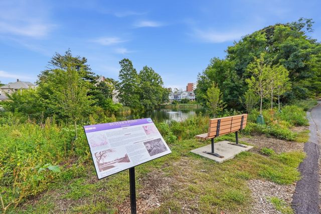 35 Merrymount Rd 3, Quincy, MA 02169