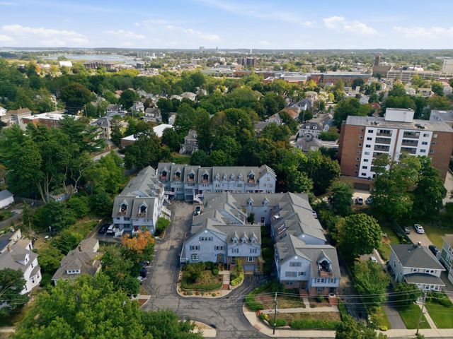 35 Merrymount Rd 3, Quincy, MA 02169