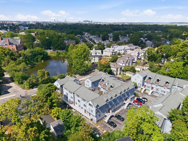 35 Merrymount Rd 3, Quincy, MA 02169
