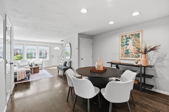 35 Merrymount Rd 3, Quincy, MA 02169