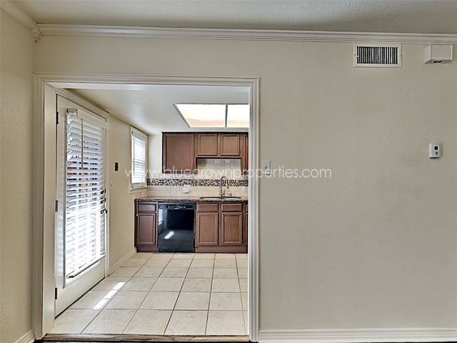 6491 Bordeaux Avenue, Dallas, TX 75209