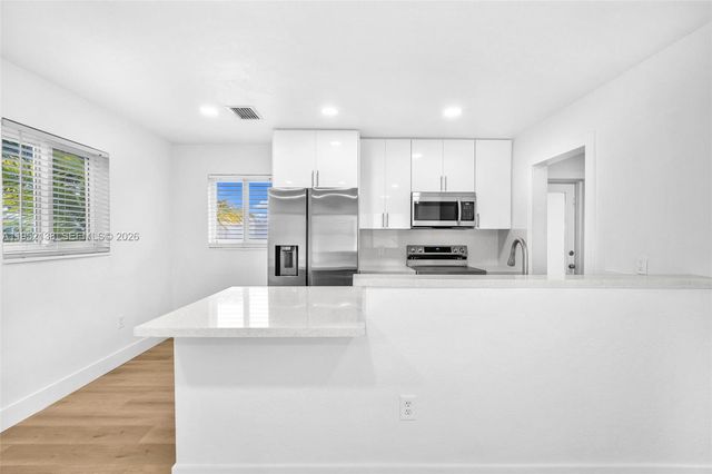 1401 N 70th Ter, Hollywood, FL 33024