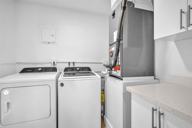 1401 N 70th Ter, Hollywood, FL 33024