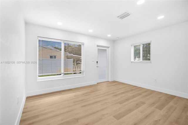 1401 N 70th Ter, Hollywood, FL 33024