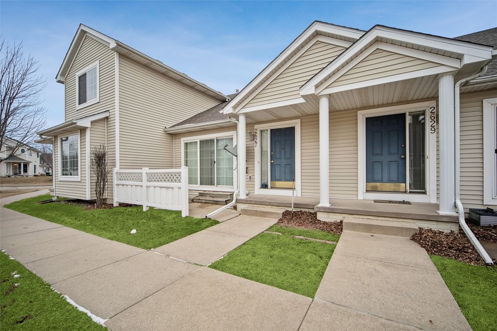 2627 NW Heritage Avenue, Ankeny, IA 50023