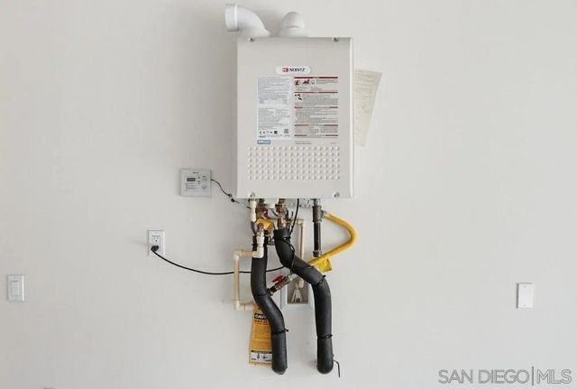 15882 Winecreek Dr, San Diego, CA 92127