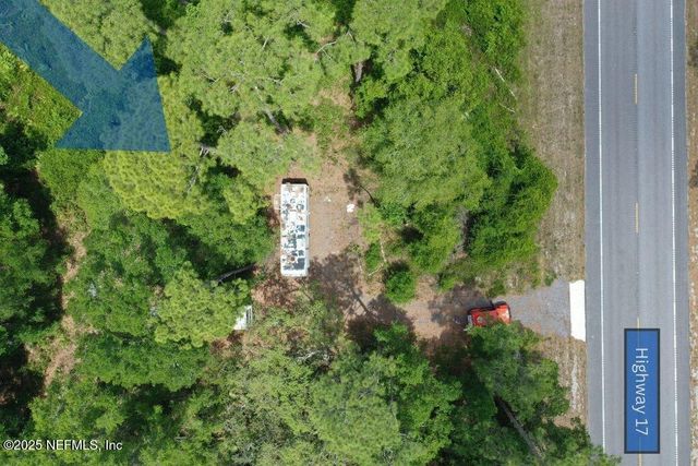 2753 S HIGHWAY 17, Crescent City, FL 32112