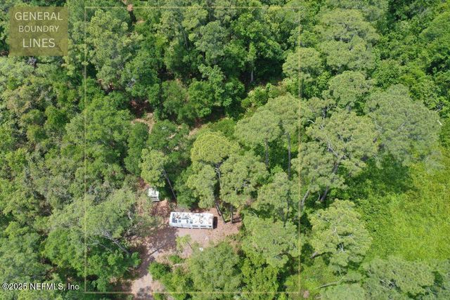 2753 S HIGHWAY 17, Crescent City, FL 32112