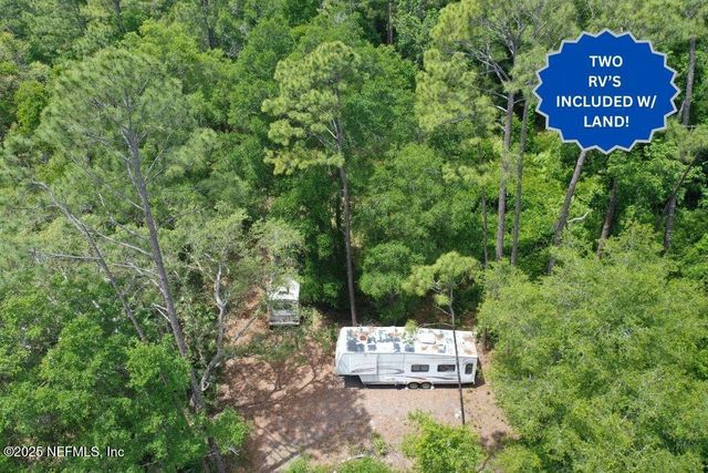 2753 S HIGHWAY 17, Crescent City, FL 32112