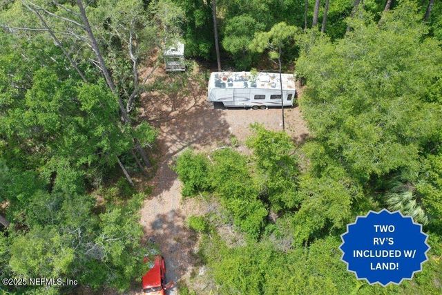 2753 S HIGHWAY 17, Crescent City, FL 32112
