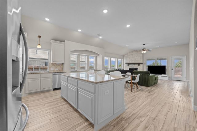 1312 Thicket Drive, Mansfield, TX 76063