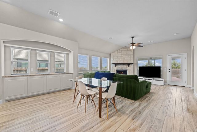 1312 Thicket Drive, Mansfield, TX 76063