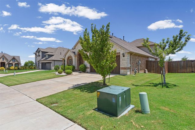 1312 Thicket Drive, Mansfield, TX 76063