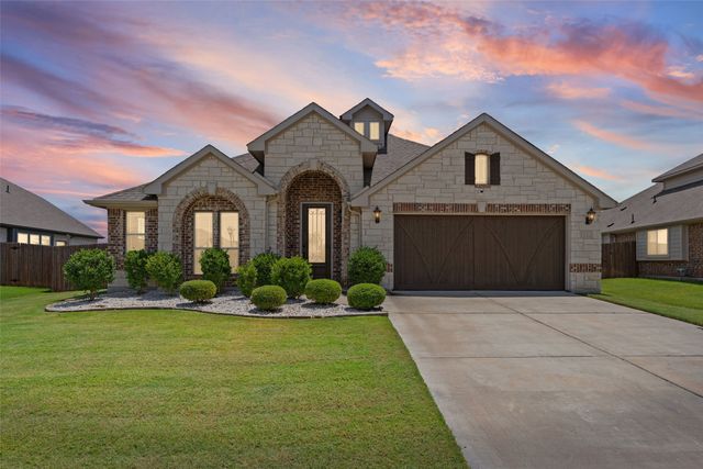 1312 Thicket Drive, Mansfield, TX 76063