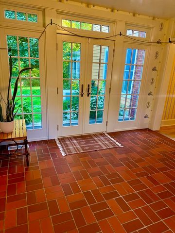 2863 Bell Rd, Mansfield, OH 44904