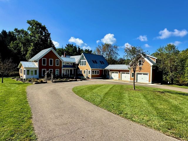 2863 Bell Rd, Mansfield, OH 44904