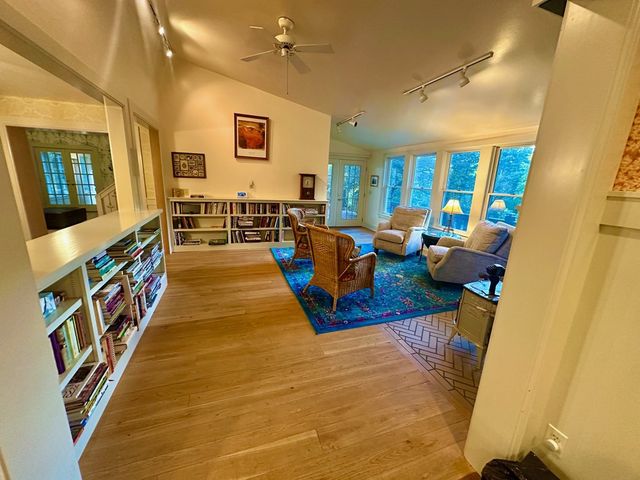 2863 Bell Rd, Mansfield, OH 44904