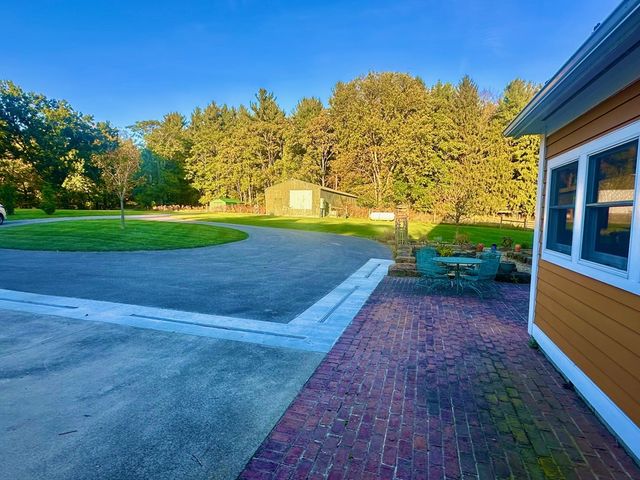 2863 Bell Rd, Mansfield, OH 44904