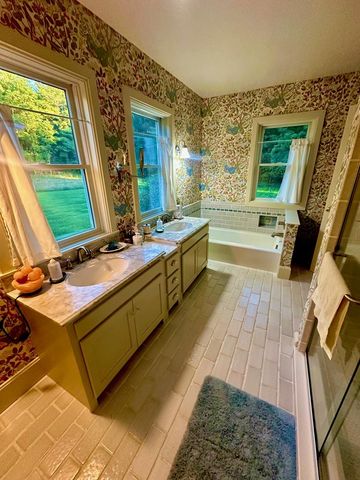 2863 Bell Rd, Mansfield, OH 44904