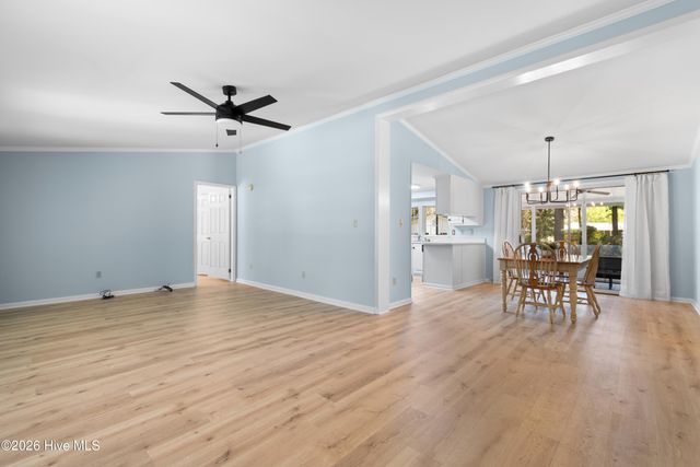 472 Maplewood Drive NW, Calabash, NC 28467