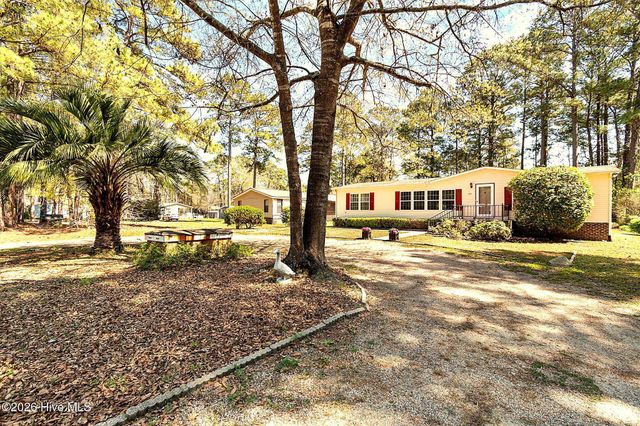 472 Maplewood Drive NW, Calabash, NC 28467