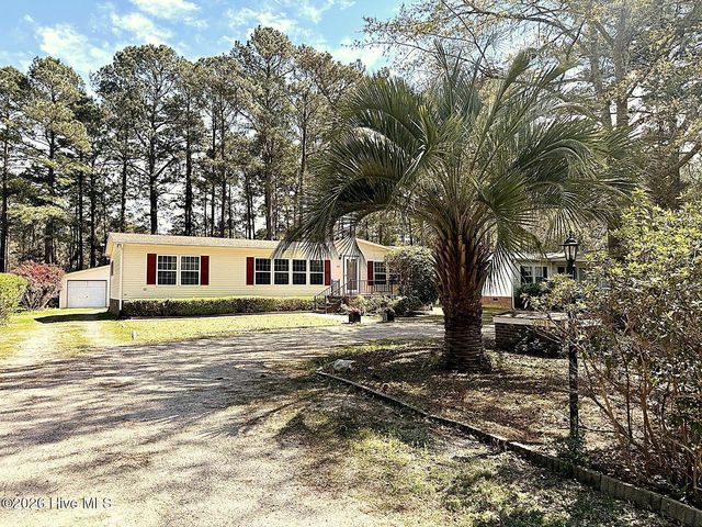 472 Maplewood Drive NW, Calabash, NC 28467