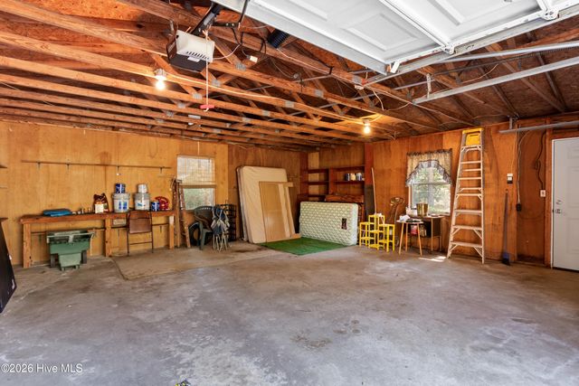 472 Maplewood Drive NW, Calabash, NC 28467