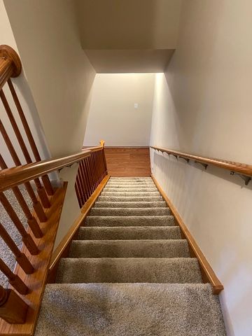 203 Emerson Court B, Bloomingdale, IL 60108