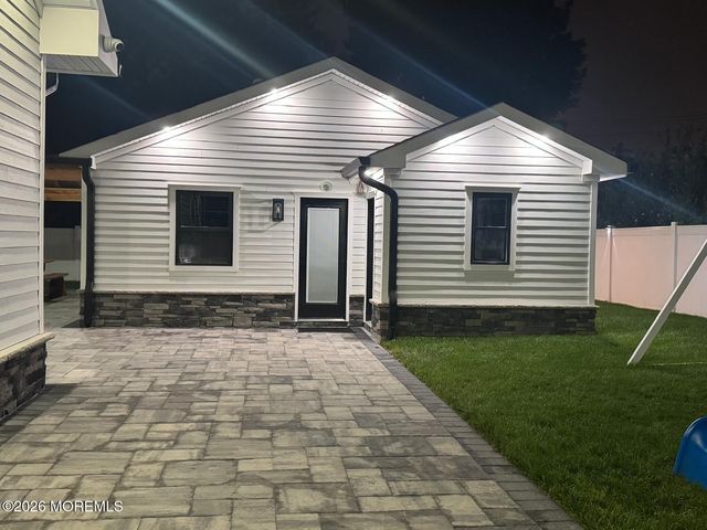 12 Reid Street, Long Branch, NJ 07740