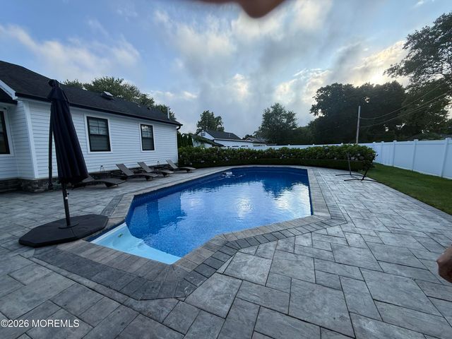 12 Reid Street, Long Branch, NJ 07740