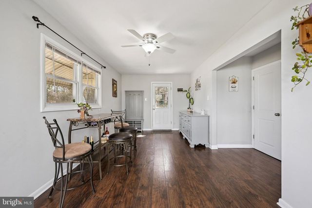 50 GRAVERS LN, Blackwood, NJ 08012