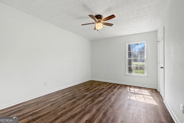 608 S Jeff Davis Drive, Fayetteville, GA 30215