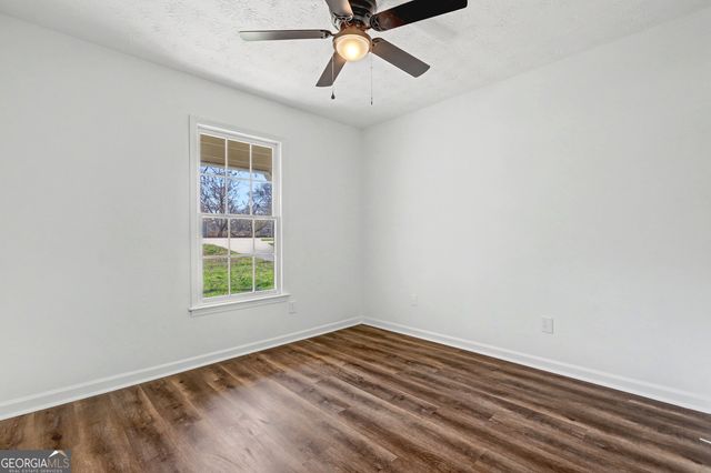 608 S Jeff Davis Drive, Fayetteville, GA 30215